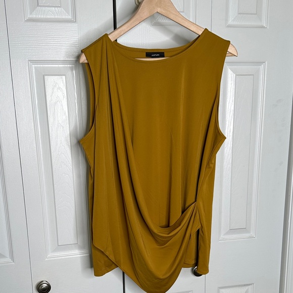 Alfani Women's Mustard Color Sleeveless Drape Top XL P2P 23" 25" Length NWT - Picture 11 of 13